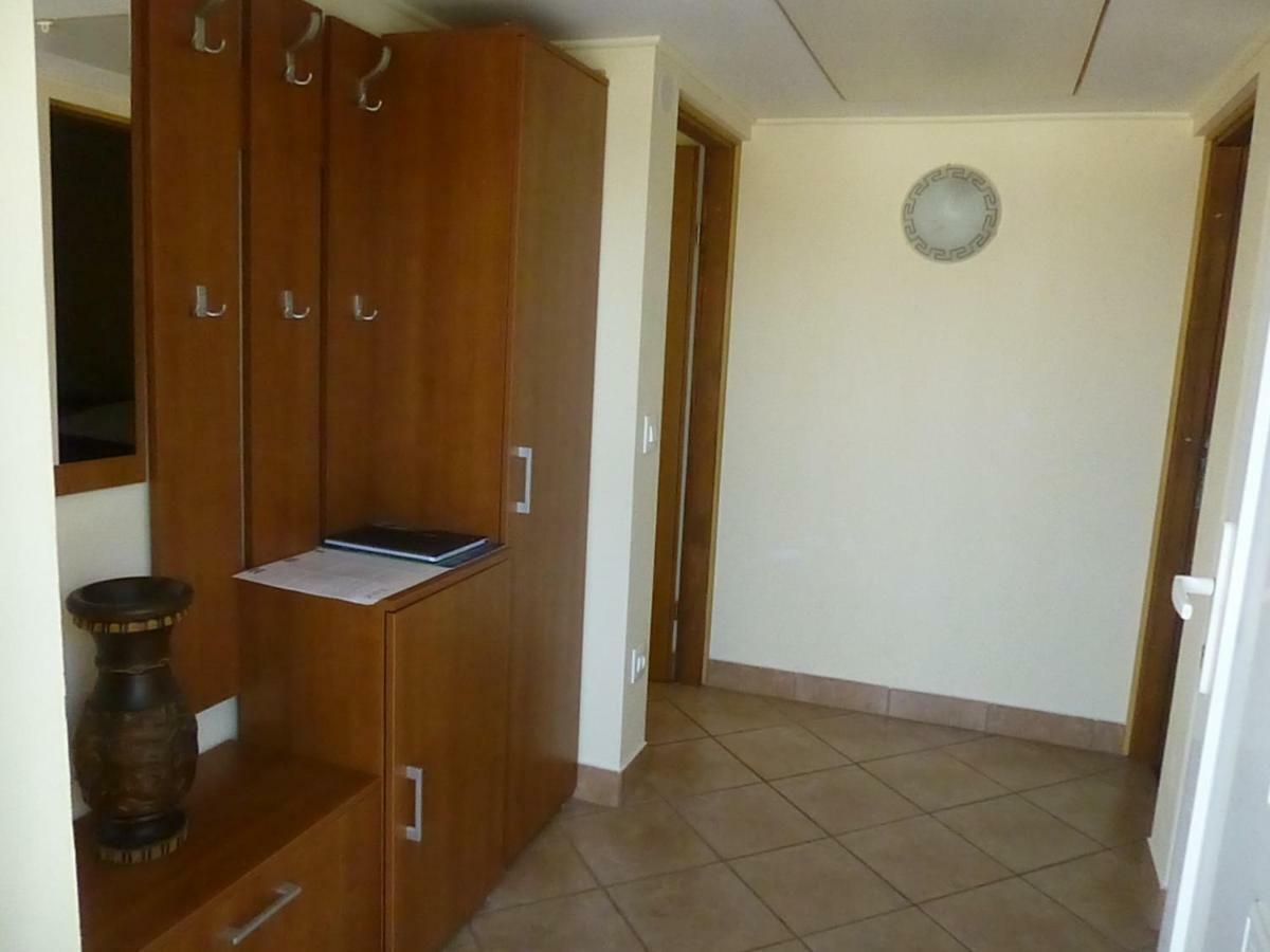 Apartments Vila Lavanda 奥米沙利 外观 照片